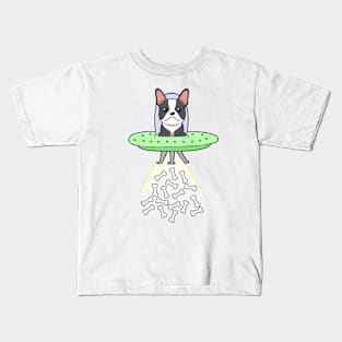 Funny french bulldog is flying a ufo Kids T-Shirt